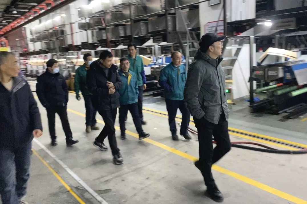 El polièster Changshu realitza inspeccions de seguretat abans de reprendre el treball