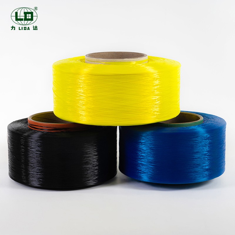 Per què el fil de filament tenyit de polièster anti -UV no s’esvaeix al sol?
